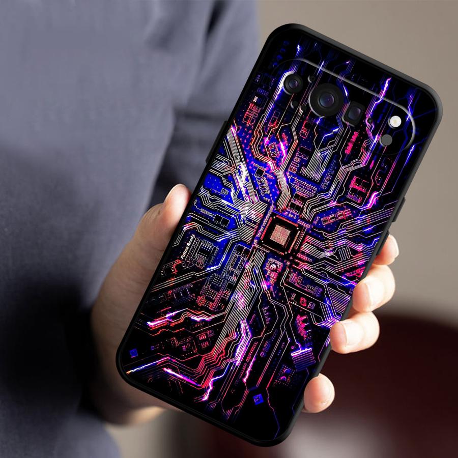 레트로 회로 기판 디자인 펀다 폰 커버 케이스 (구글  - Google Pixel 9 리뷰 및 가격